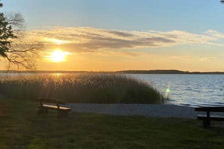 Sommerabende am Ferienhaus Strandhaus Mathea am Fleesensee.