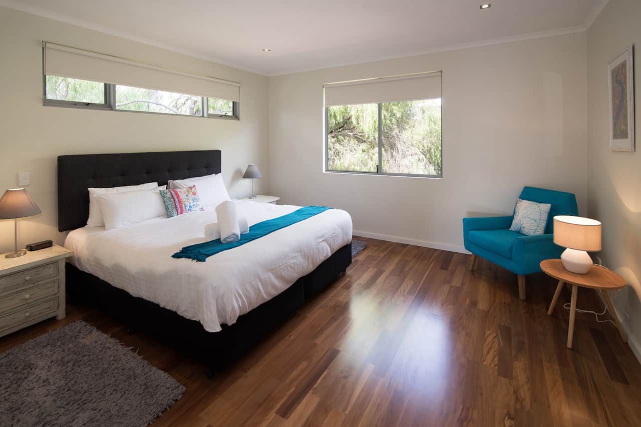 118B Geographe Bay Rd 18