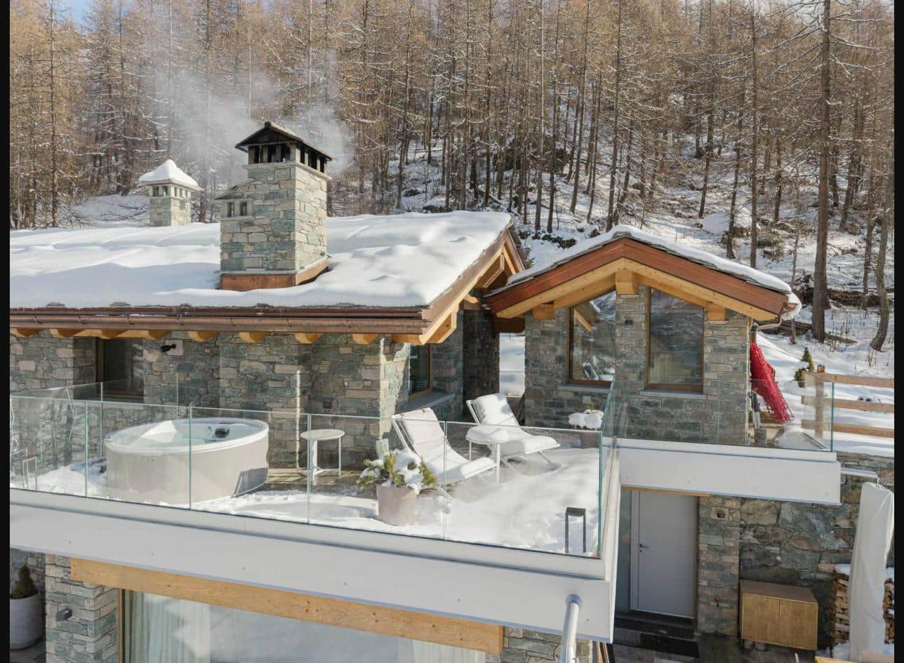 Rooftop terrace with outdoor hot tub and sun loungers