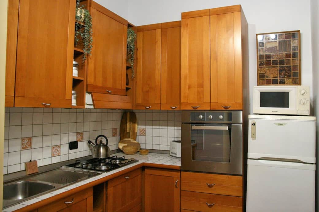 Kitchen with direct access from the living room. 