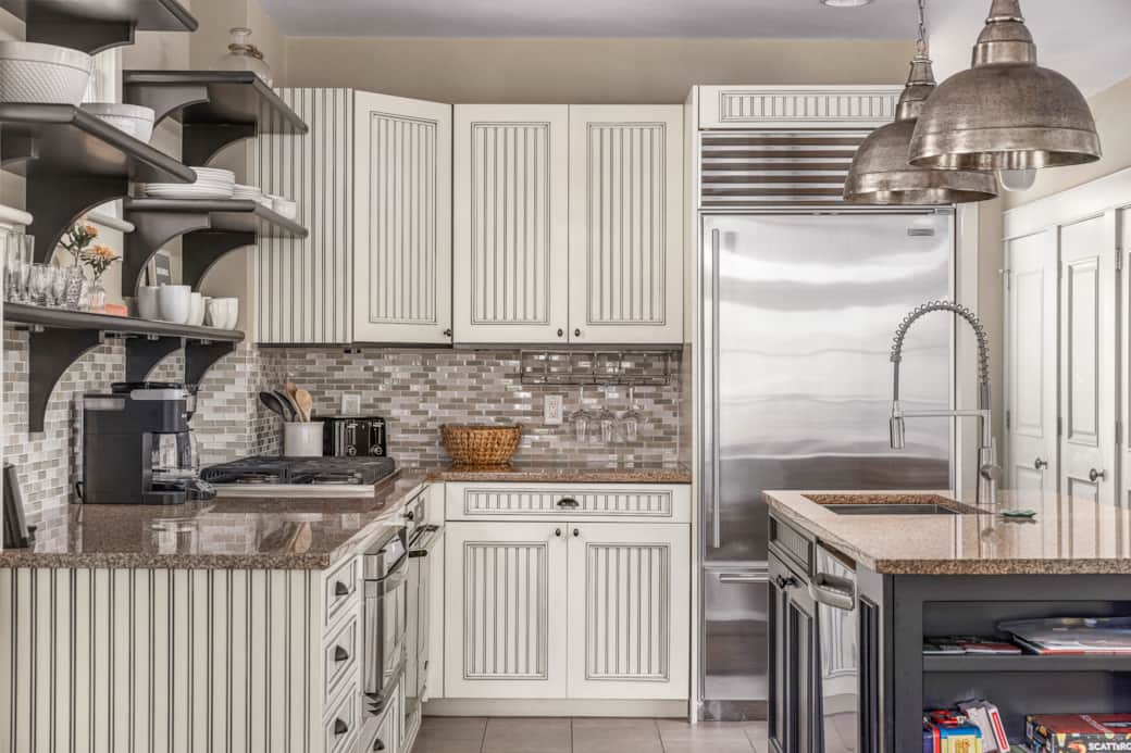 Fully Stocked Kitchen
