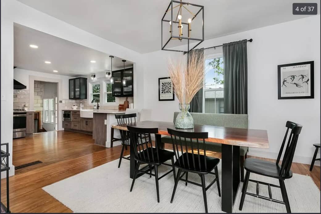 Spacious table with room for 8