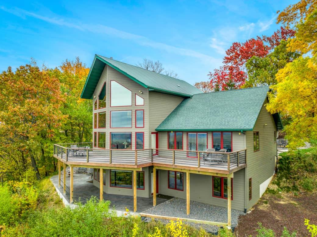 RiverscapeVacationRentals Fall2023 113