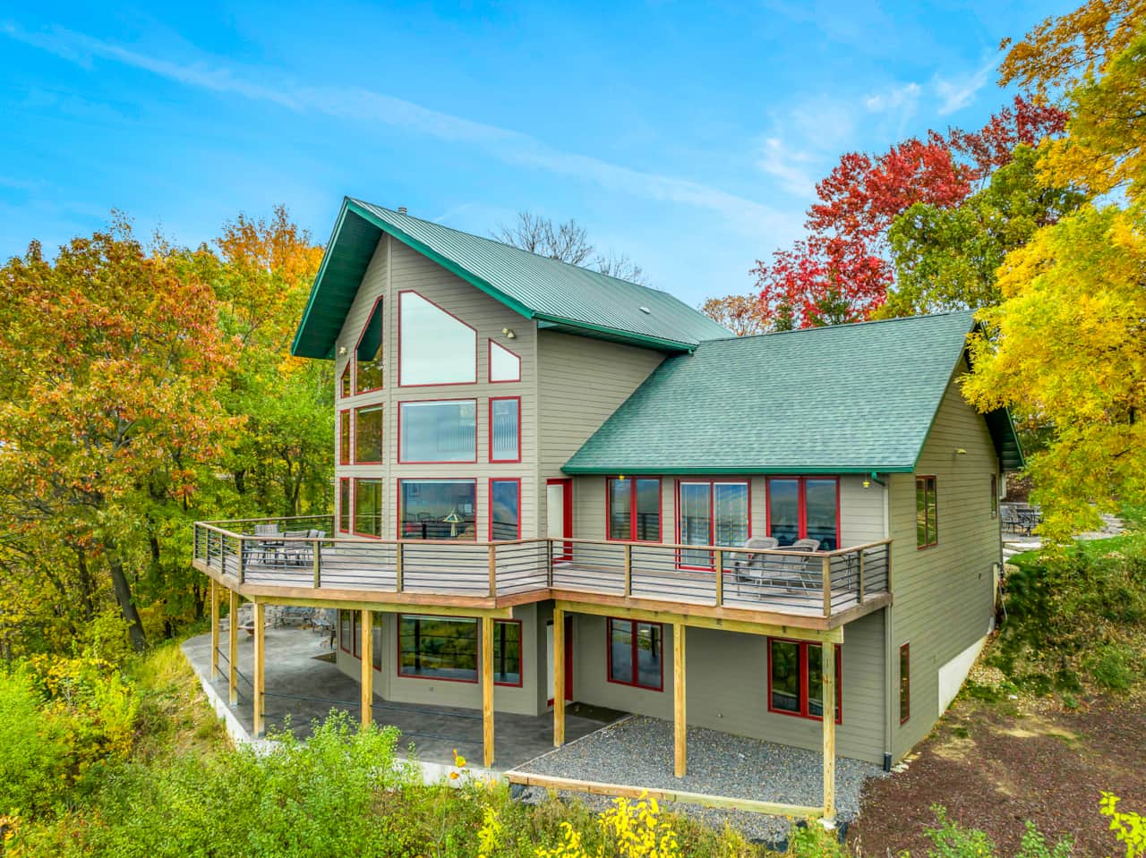 RiverscapeVacationRentals Fall2023 113