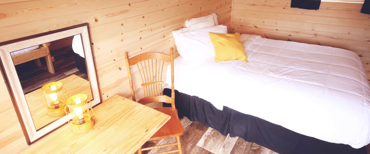 Hip Hill City Cabin