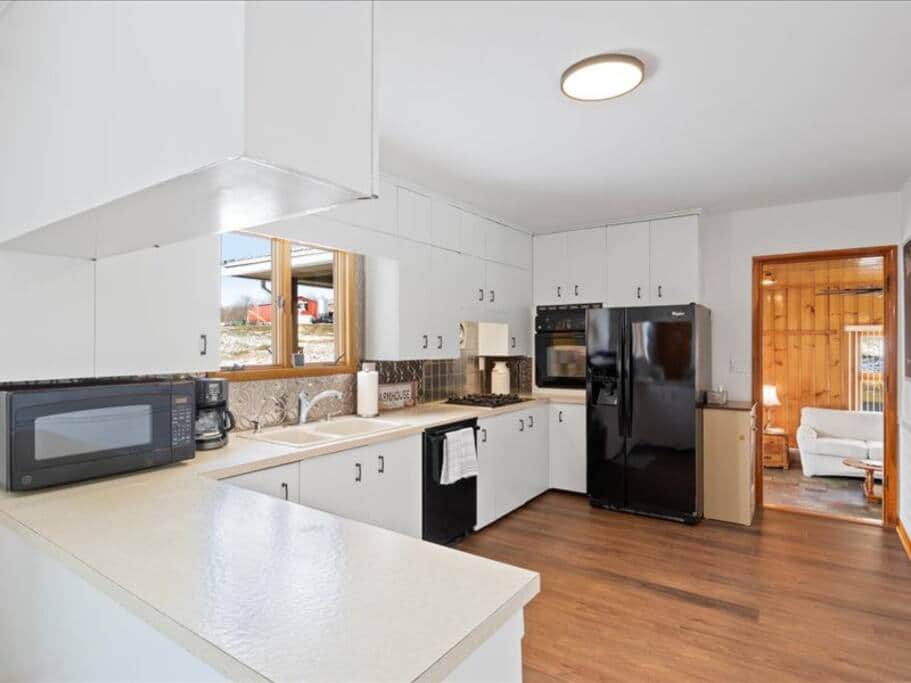 Full Kitchen