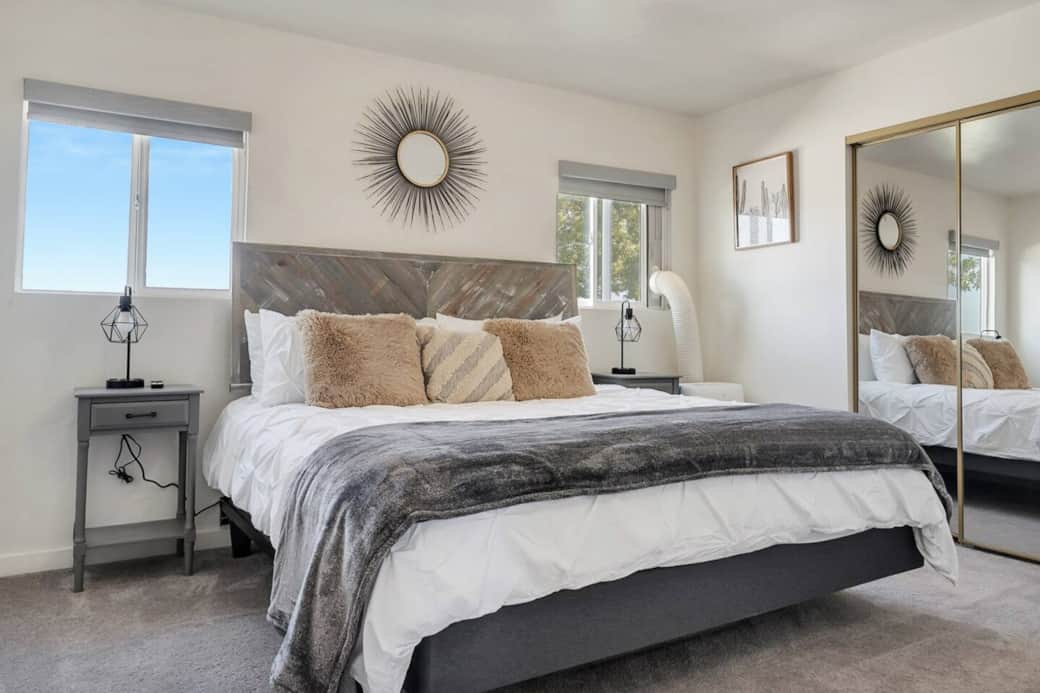 Upstairs Master Bedroom king bed Upstairs Master Bedroom king bed