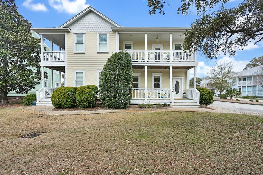 301MarinaViewDrive 1