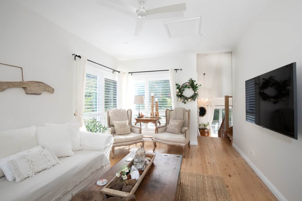 Sunny Corner Living