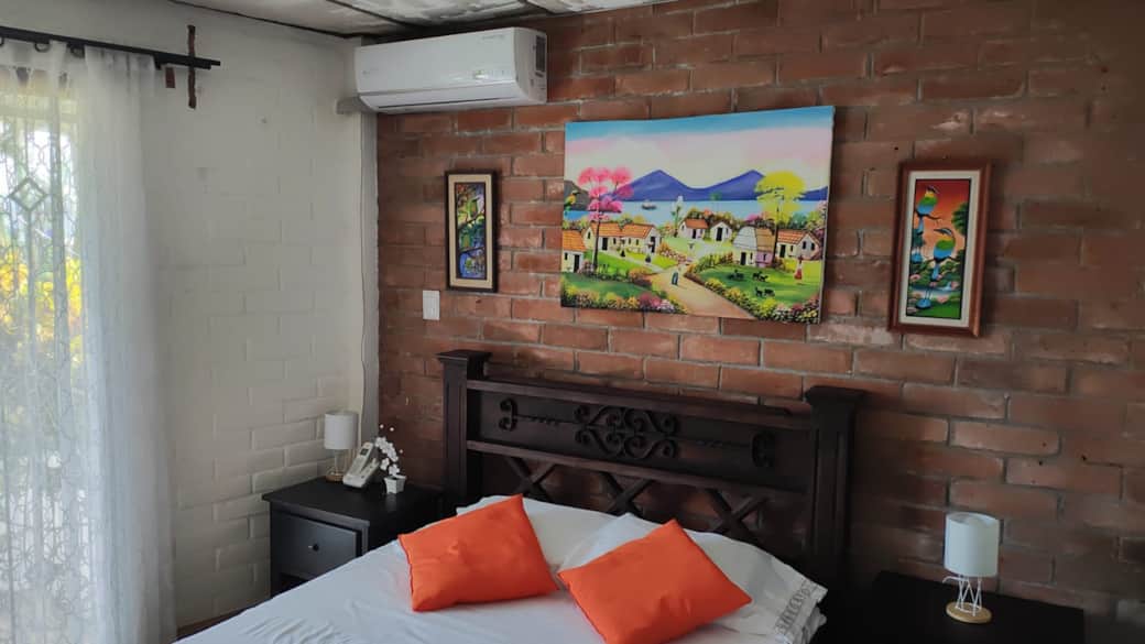 WhatsApp Image 2025-11-08 at 15.38