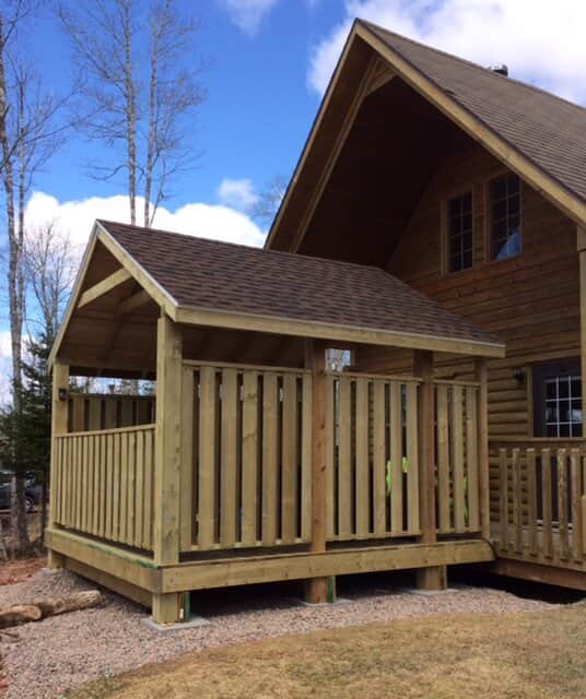 Hot tub enclosure and chalet
