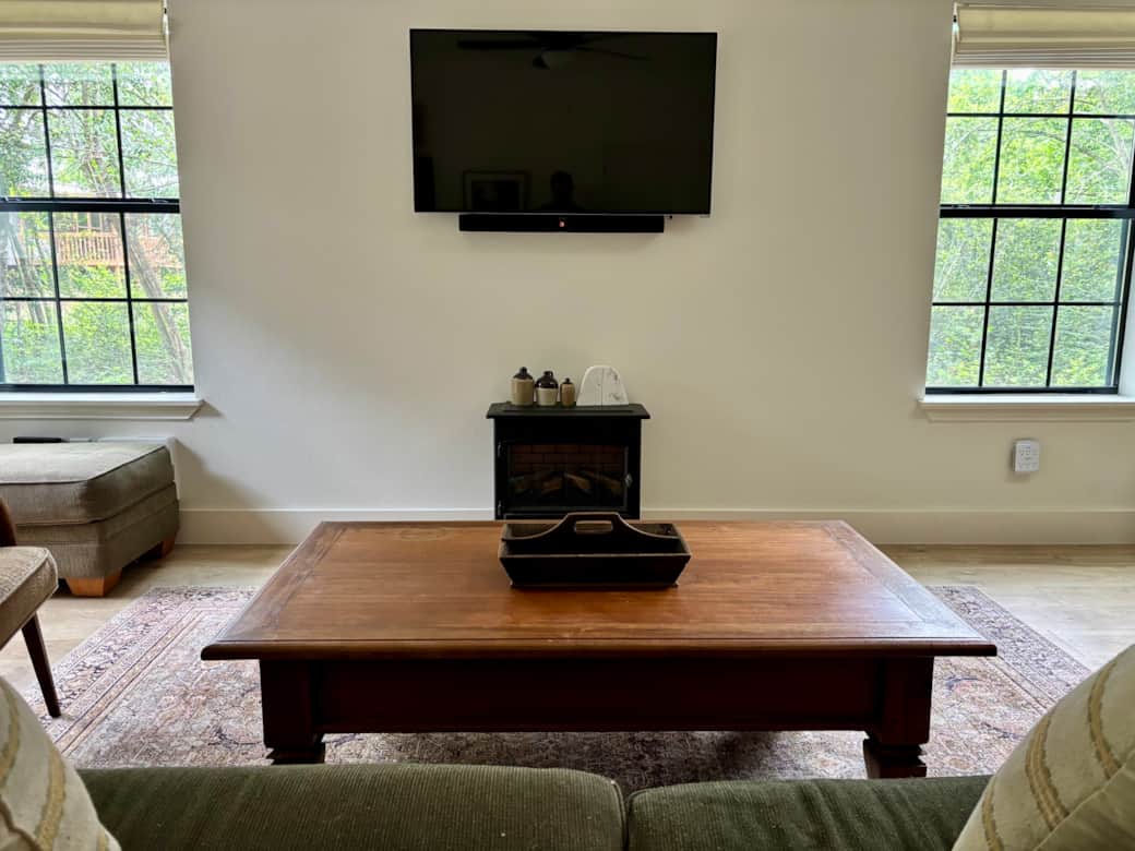 Smart Flat Screen TV