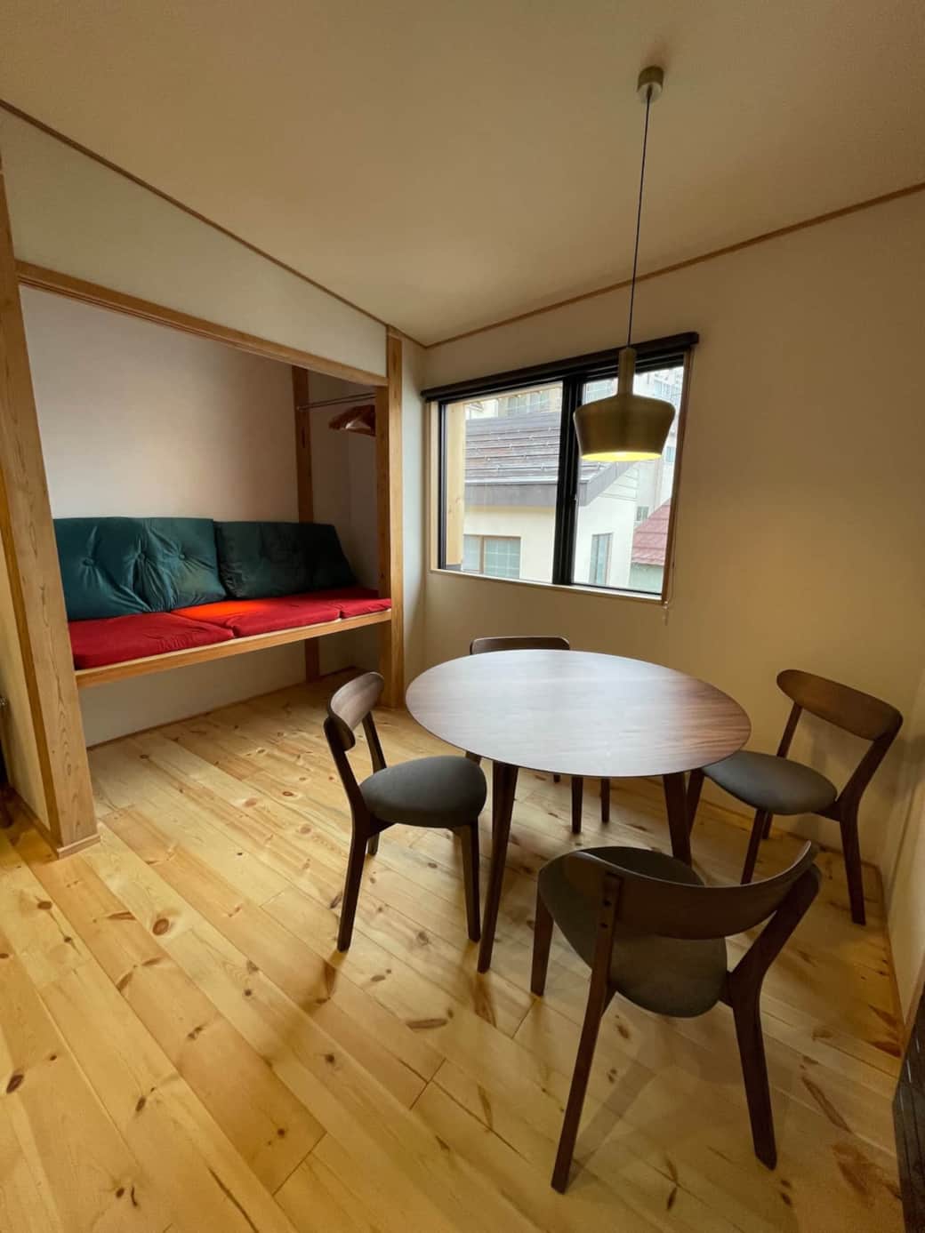 Enjoy the views in the centre of town. Enjoy the views in the centre of town.