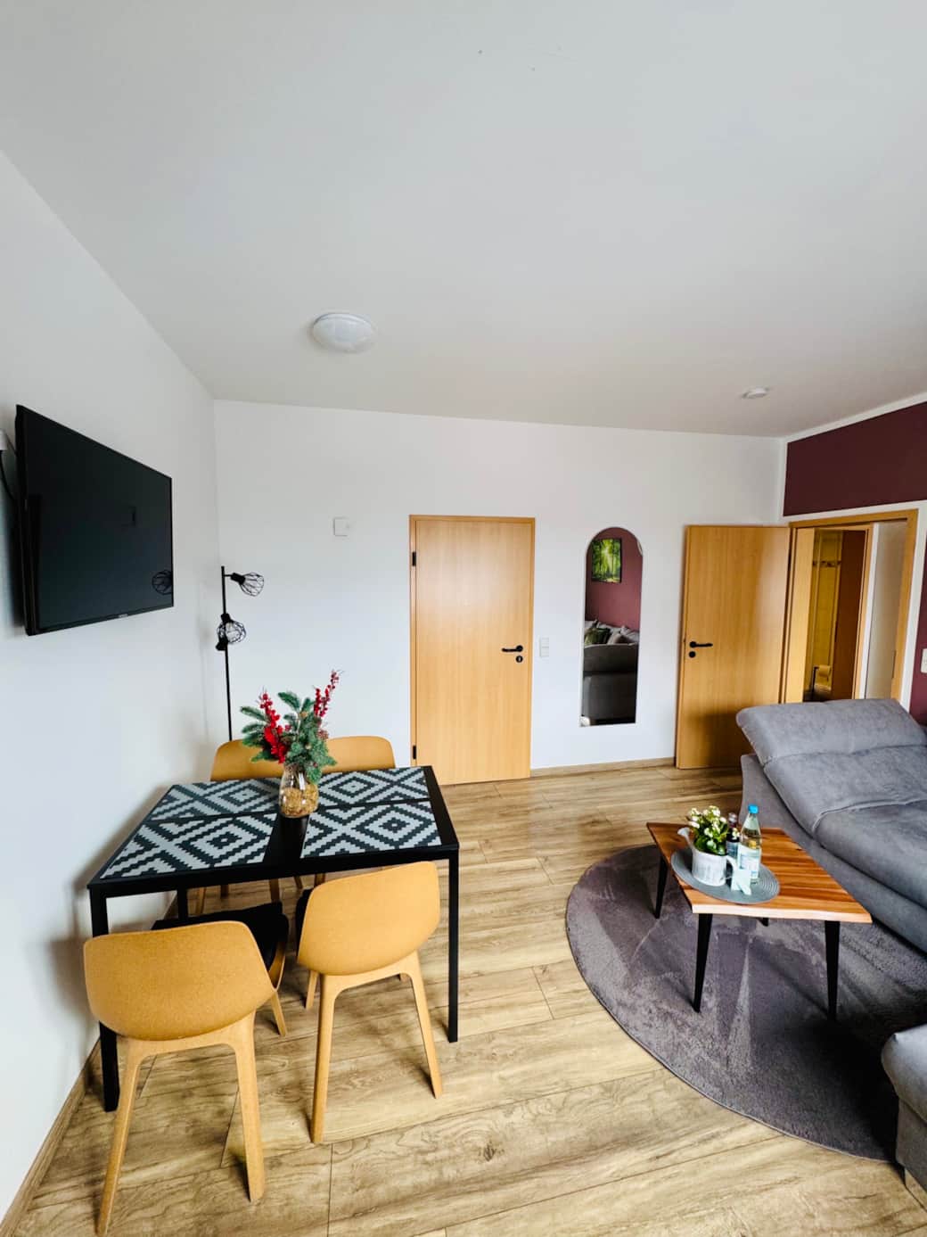 Wohnzimmer / Essbereich Wohnzimmer / Essbereich