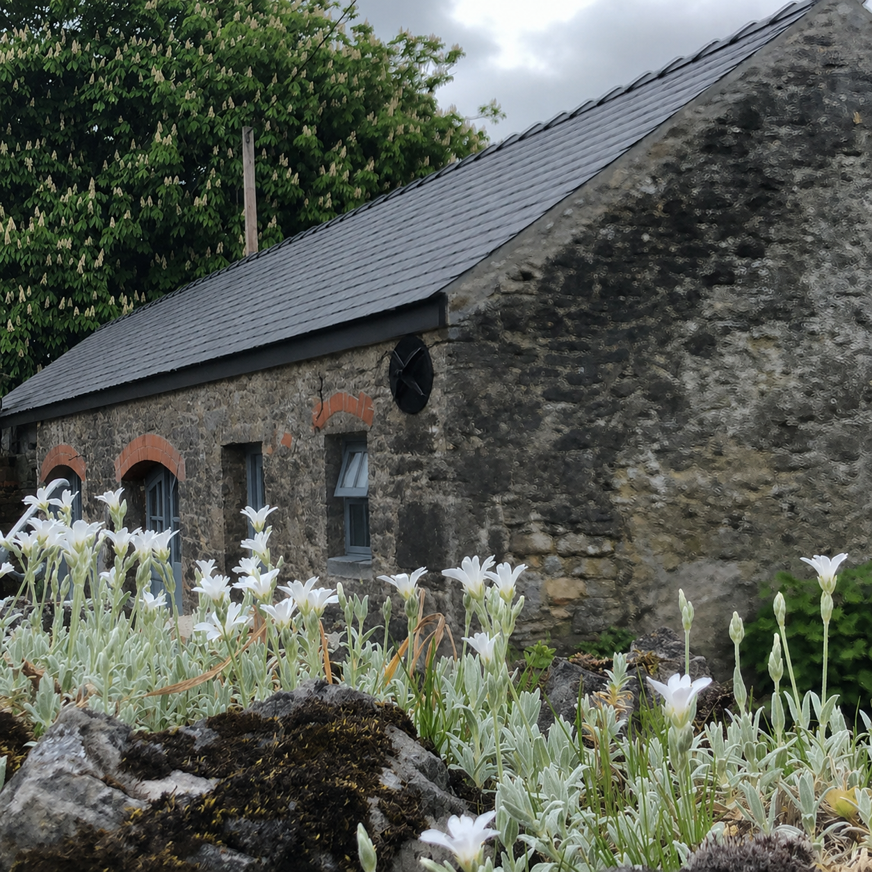 Beautifully Restored Stone Cottage