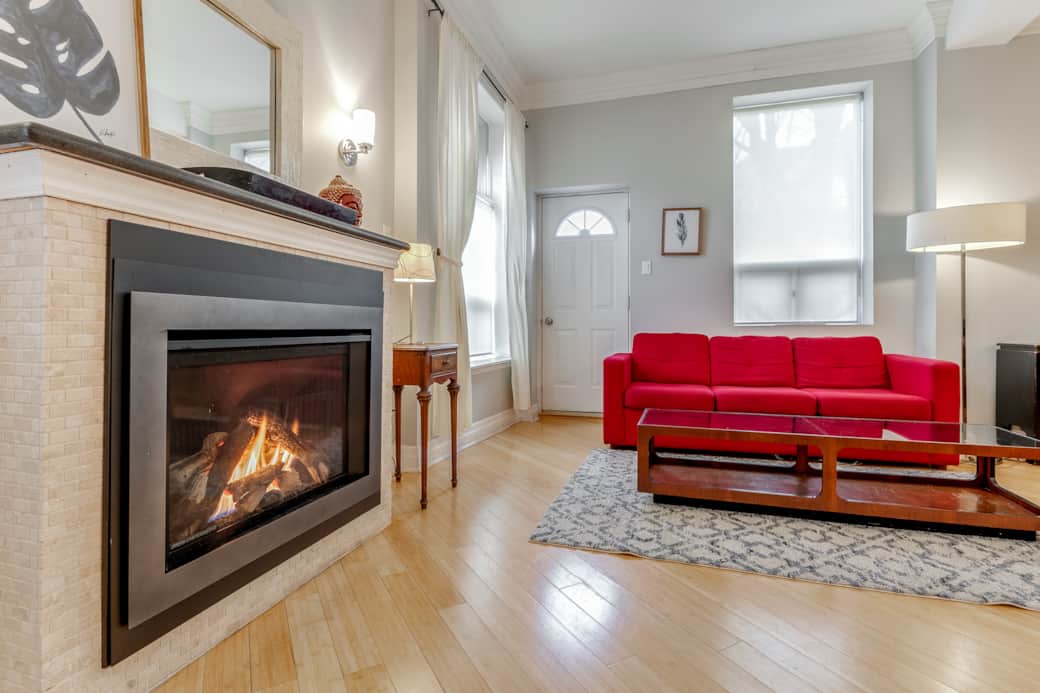 Cozy Toronto home study nook, great for short-term leasing.