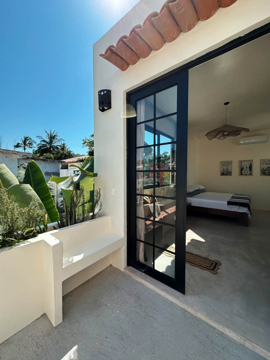 Casita Morena - Apartment level, King size bed, Kitchenette, Terrazzo, Shared property + Pool Casita Morena - Apartment level, King size bed, Kitchenette, Terrazzo, Shared property + Pool