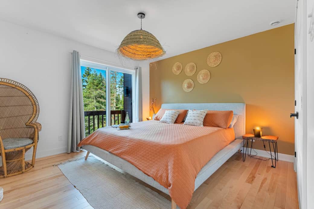 Master Bedroom king size bed Master Bedroom king size bed