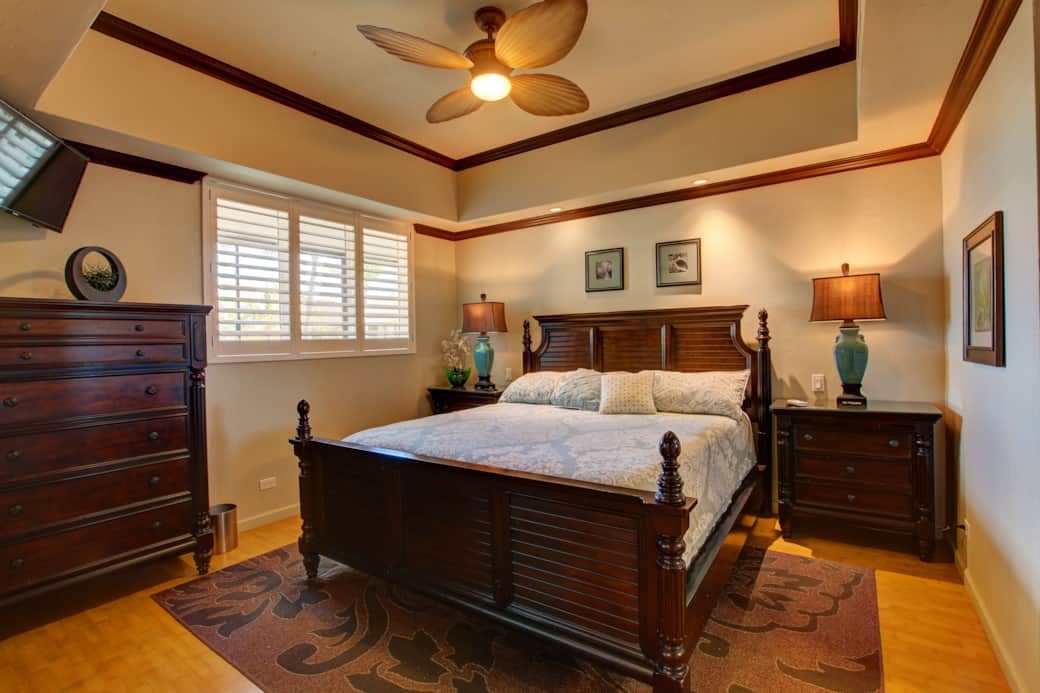 Bedroom 2 with king
