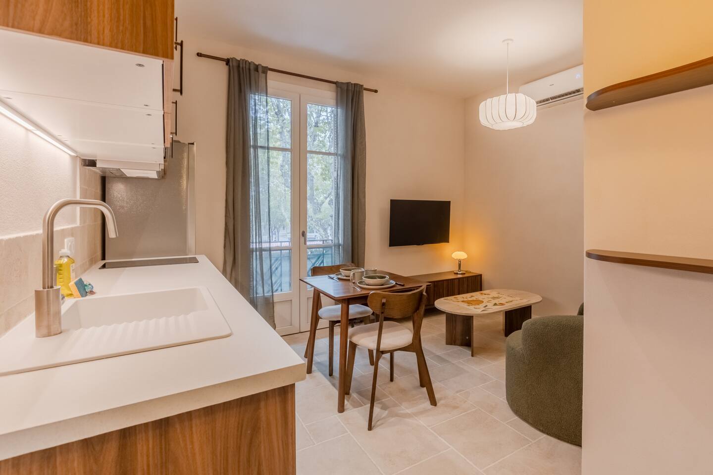 Nice Fontaine : 1 chambre au calme, moderne & clim, Nice