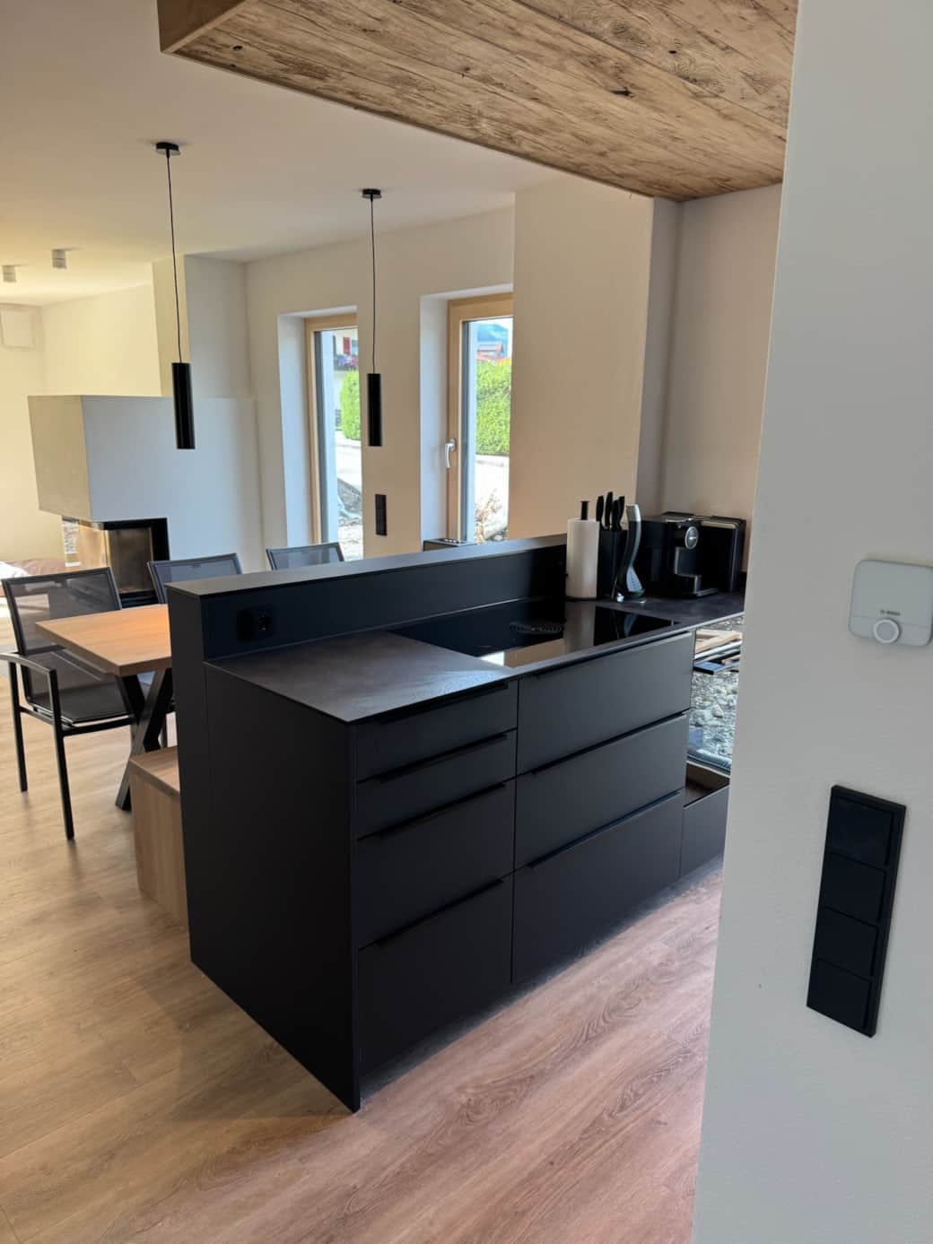 Küche - Hochwertige Küchengeräte von Bora, Miele und Siemens Küche - Hochwertige Küchengeräte von Bora, Miele und Siemens