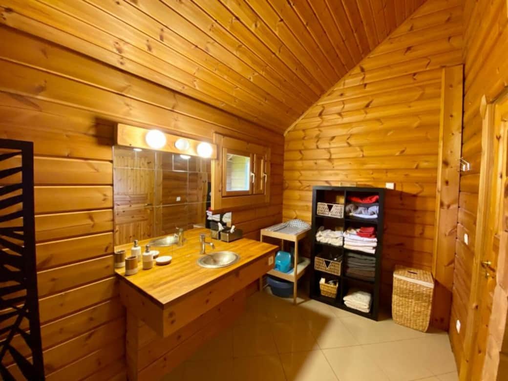 RDC - Salle de bain. RDC - Salle de bain.
