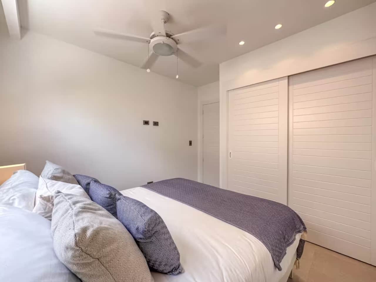 Cana Life Luxury Sandy Toes Beach Condo (15)