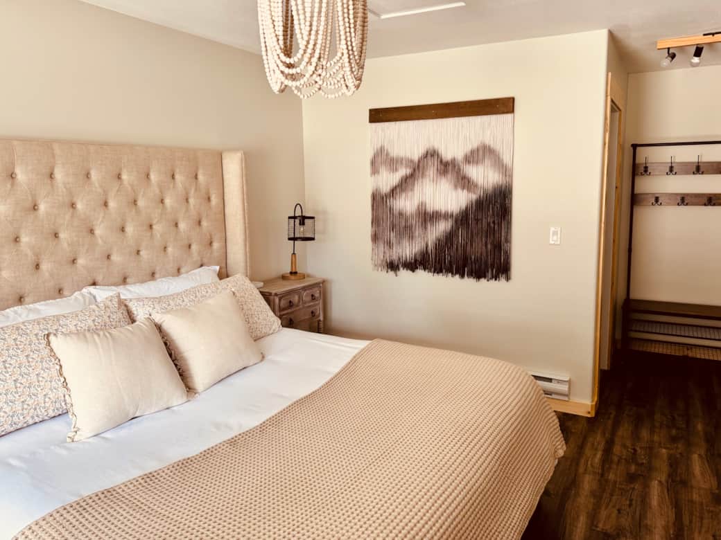 Sheep Camp Room1