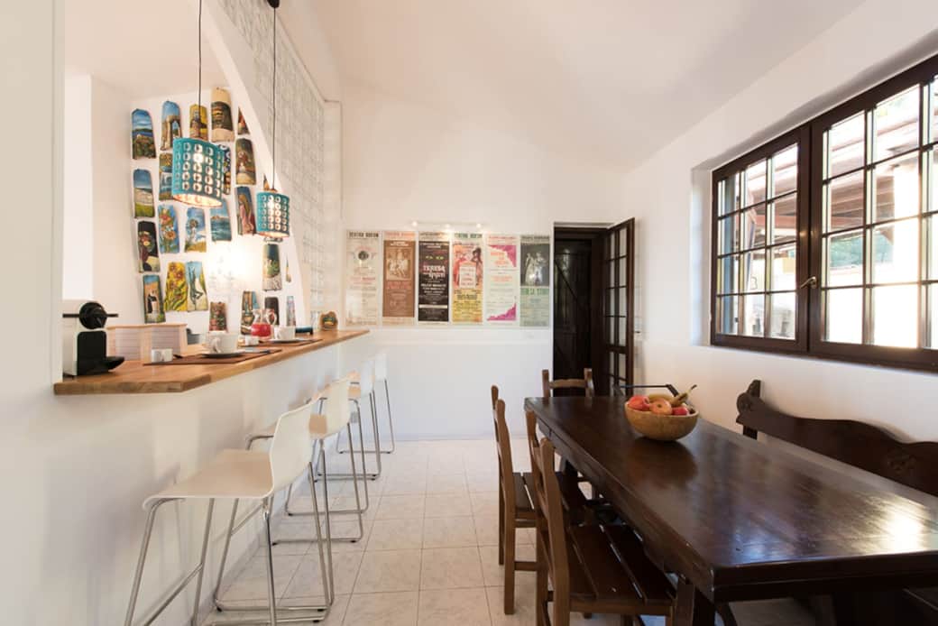 breakfast area