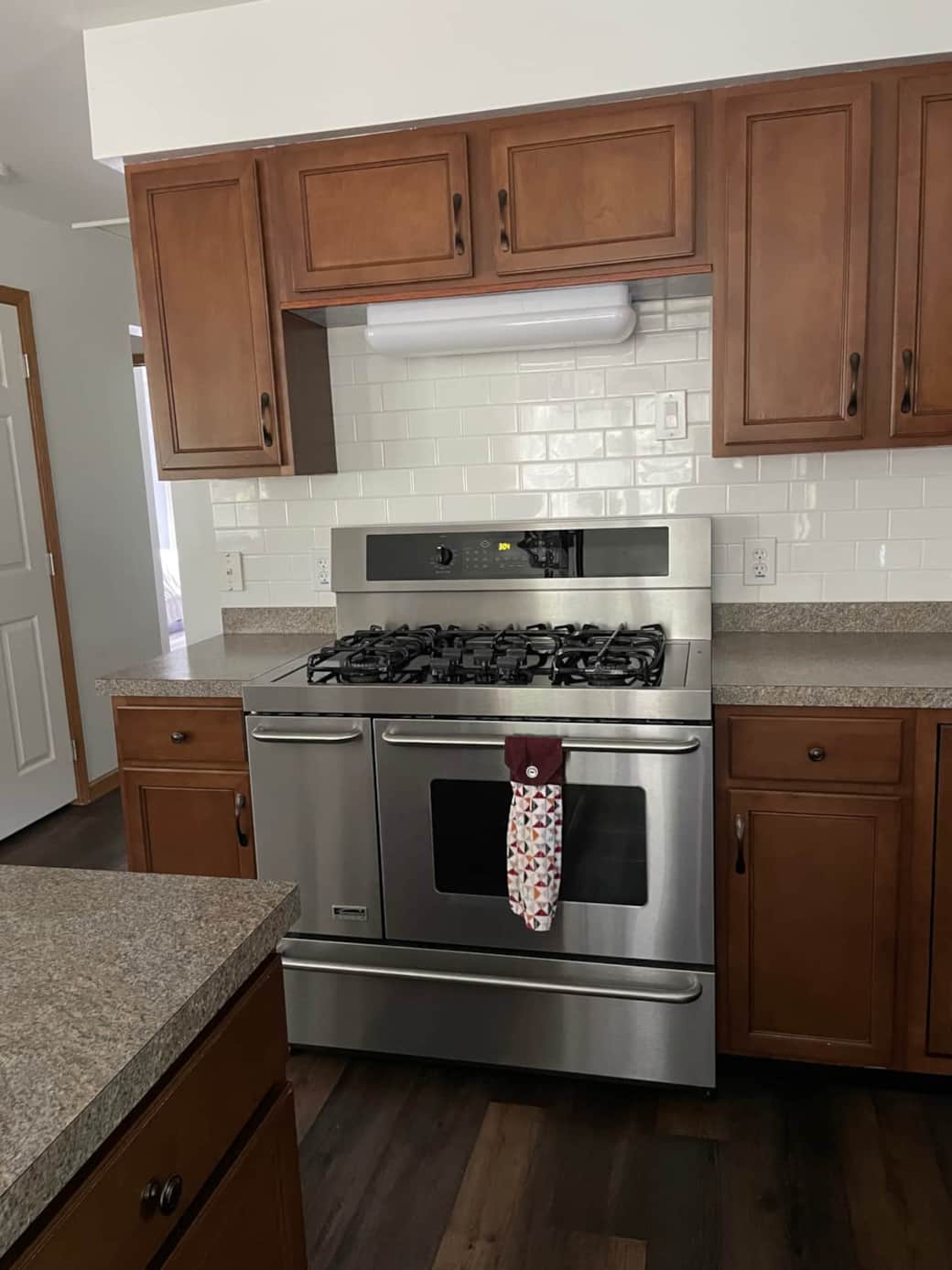 extra large gas/electric stove