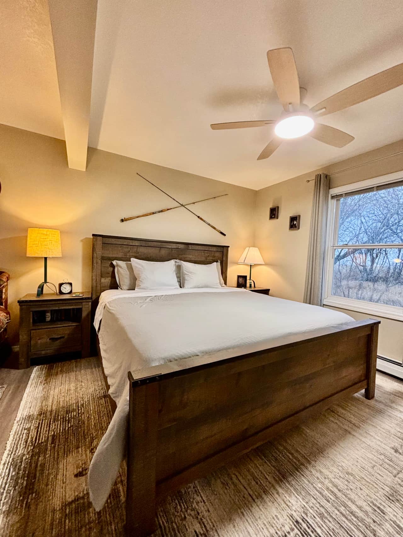 Deluxe King Bed and Spacious Luxurious Comforts