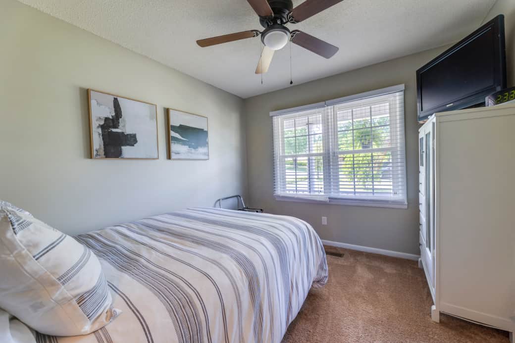 Bedroom 1 w/ Smart TV