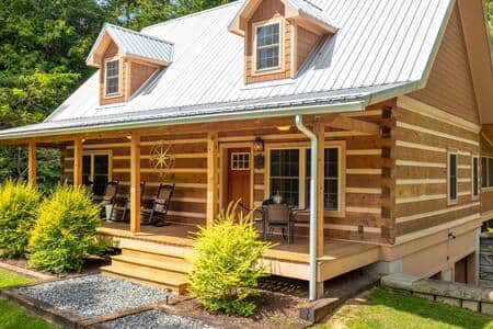 Family Cabin with Hot Tub — Madison County — vacation rental