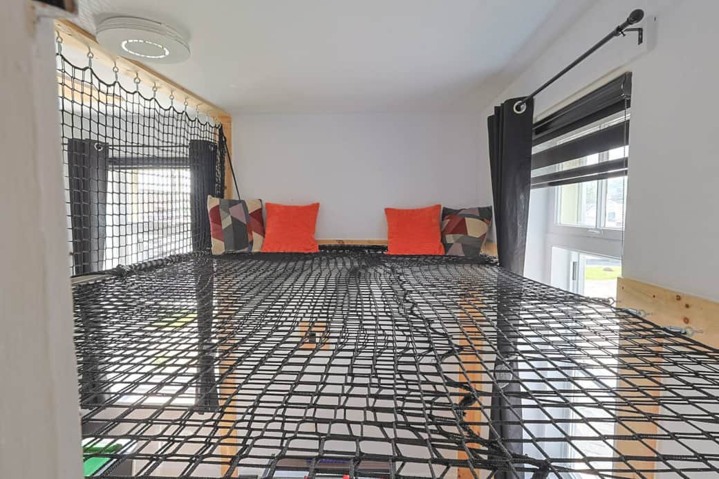 Hammock net for hours of fun for children!