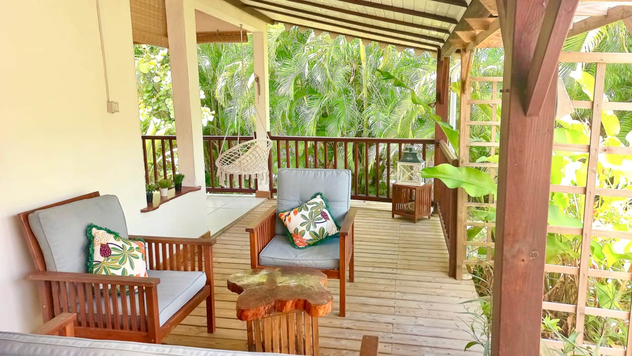 Petit salon sur la terrasse