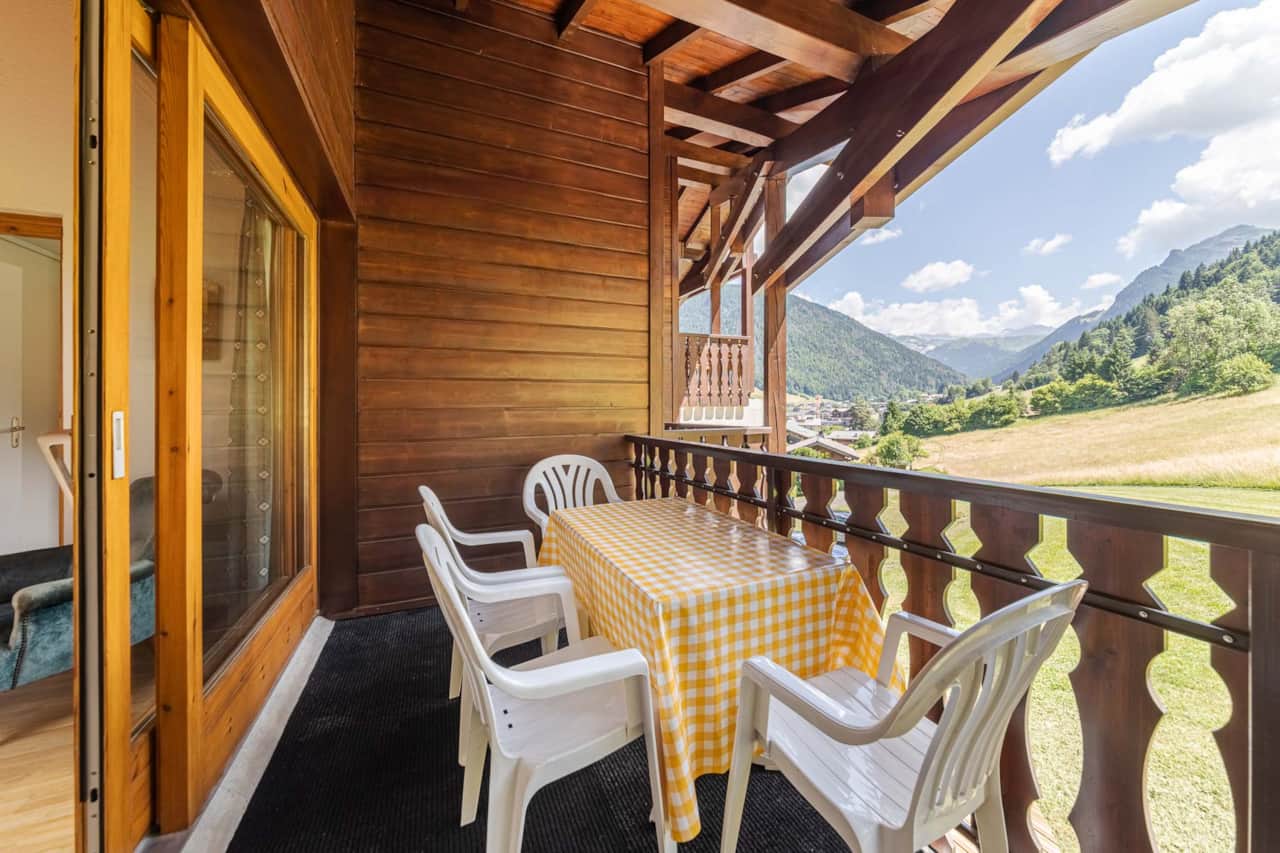 Petit Pleney balcon donnant sur le Pleney