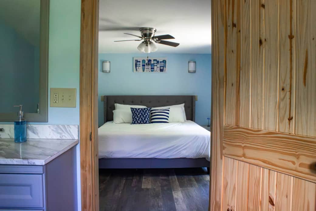 Comfy king sized bed with medium firmness Nectar mattress.  There is also an Amazon FireTV smart TV to enjoy as well.