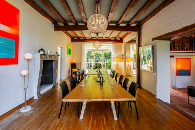 Villa de la Plume – Salle à manger lumineuse