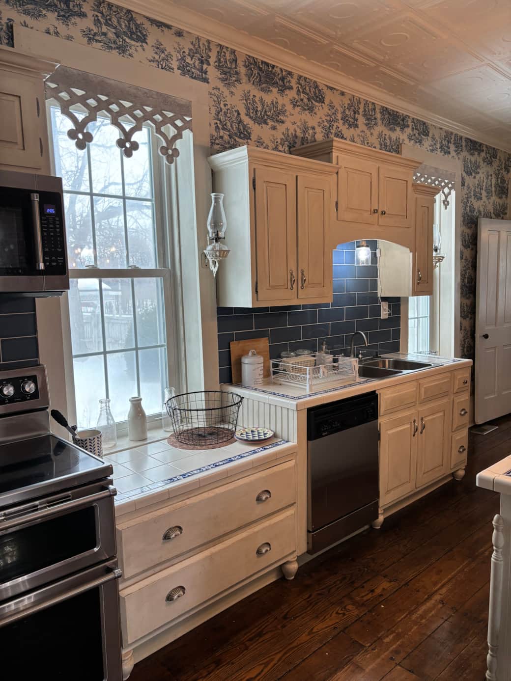 Fully equipped kitchen