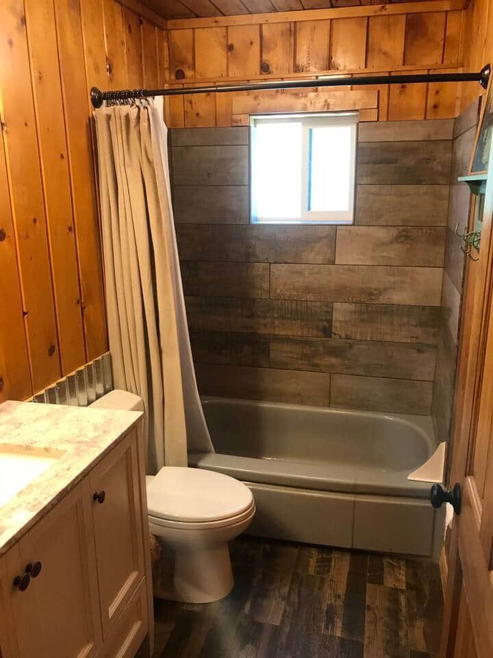 Full bath with tub/shower.