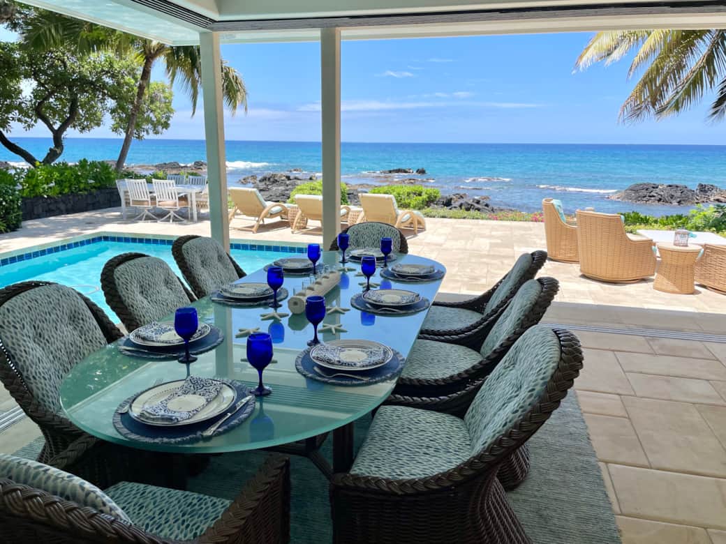 Dining for 10 on the Lani + 6 outside deck and 8 inside Dining for 10 on the Lani + 6 outside deck and 8 inside