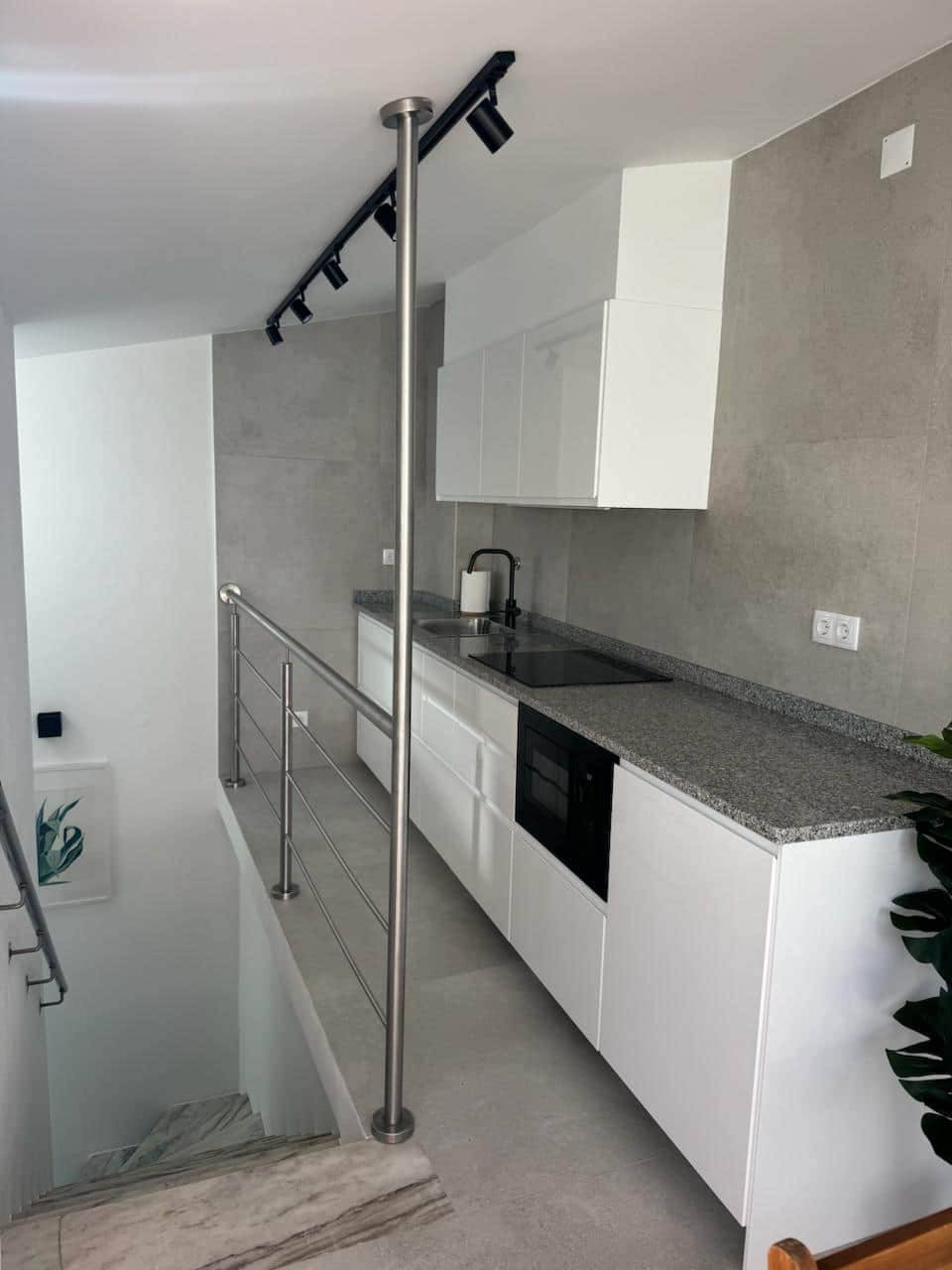 Stylish fully equipped kitchen Stylish fully equipped kitchen