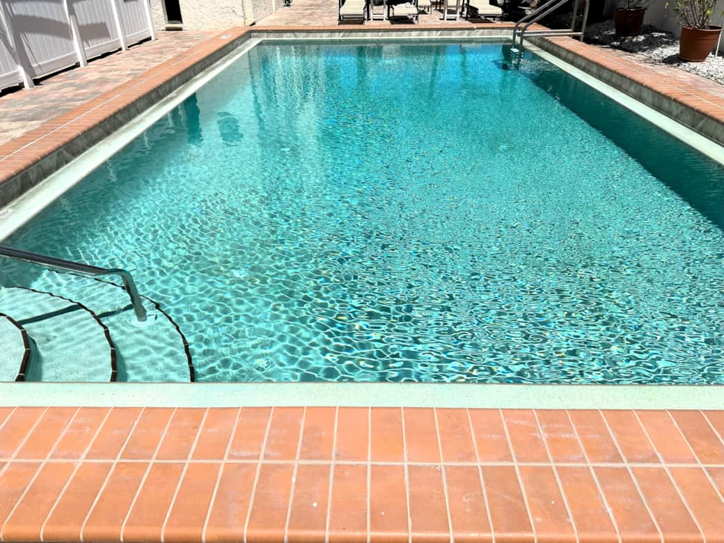 Surfside Pool