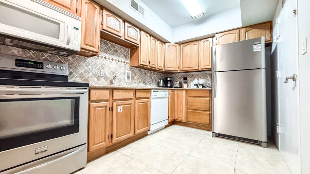 Fully equipped kitchen