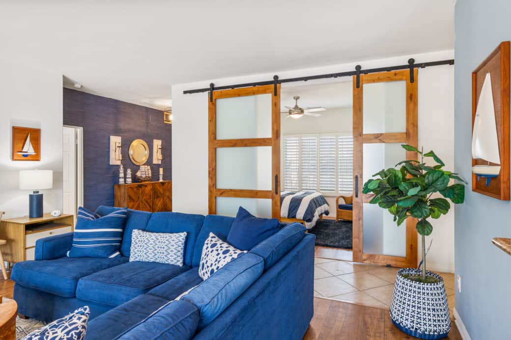 Comfortable, clean, and classic design throughout Comfortable, clean, and classic design throughout
