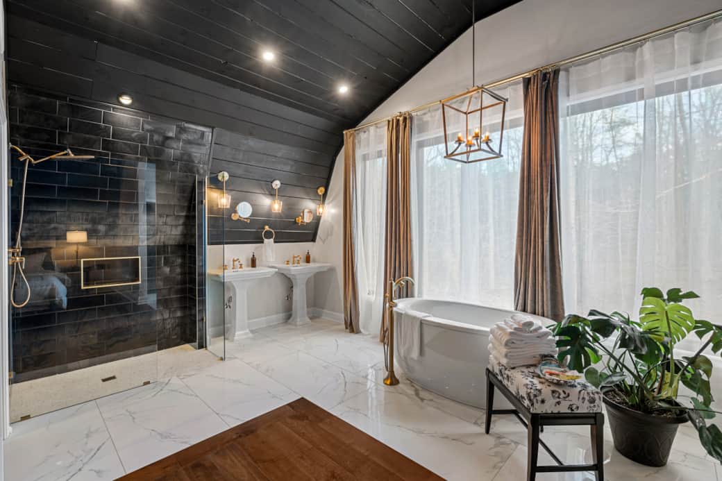North Suite Bathroom