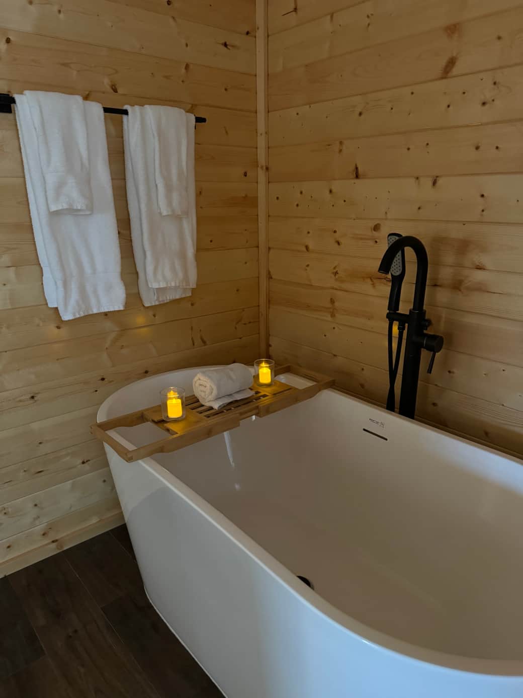 Primary Suite Tub