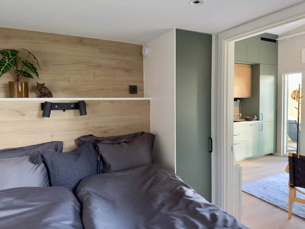 Masterbedroom with 160*200cm bed (medium)