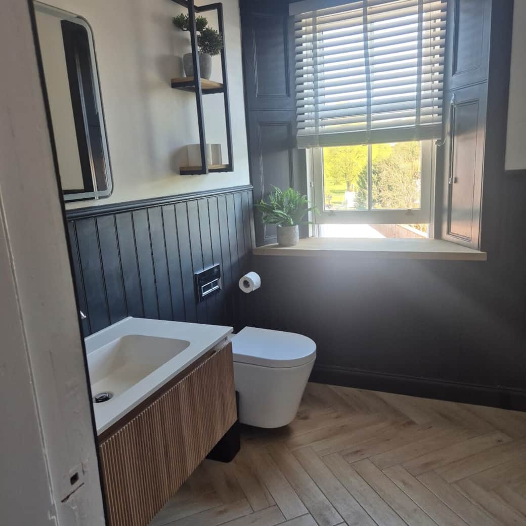 Main Bathroom