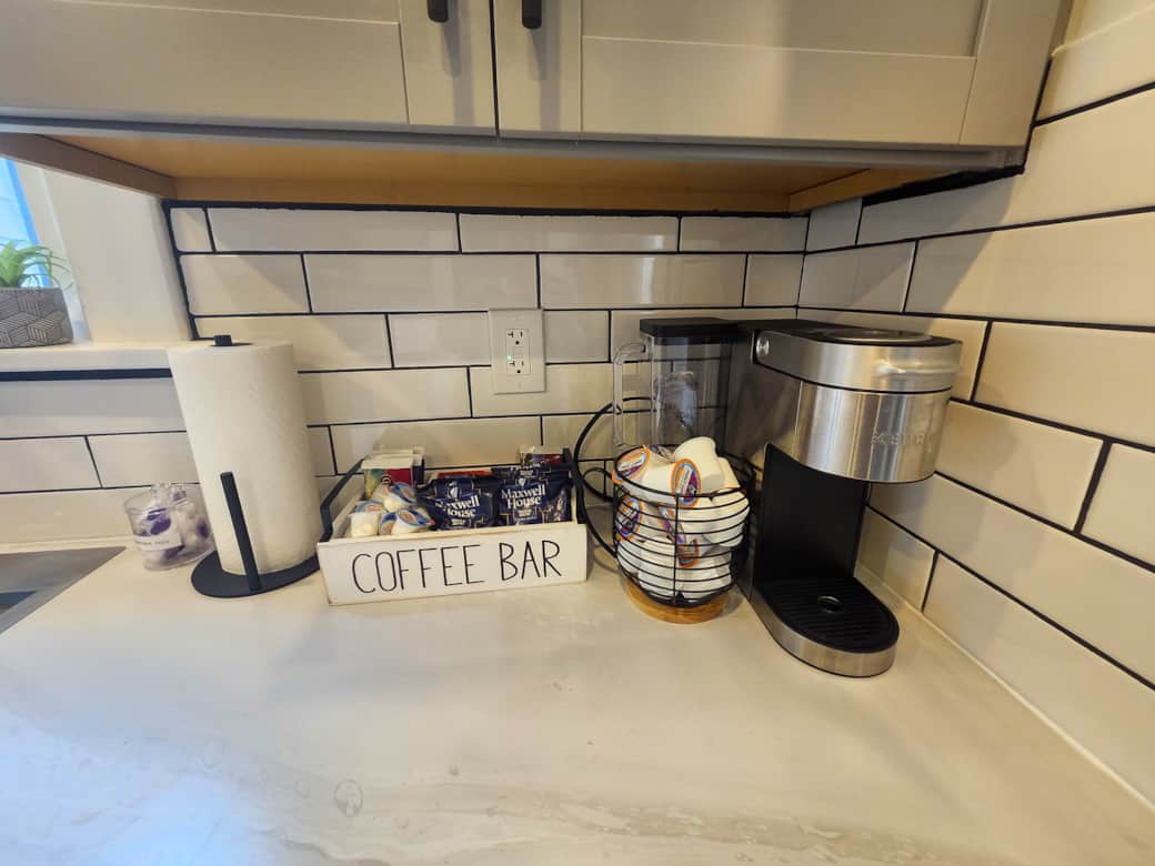 Kitchen + Complimentary Coffee & Tea